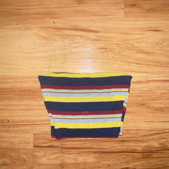 Fashion Nova Tops - Strip crop top